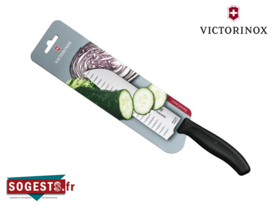 Couteau SANTOKU VICTORINOX SWISSCLASSIC lame alvéolée 17 cm manche noir